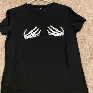 Skeleton Hands Short Sleeve Shirt size Small